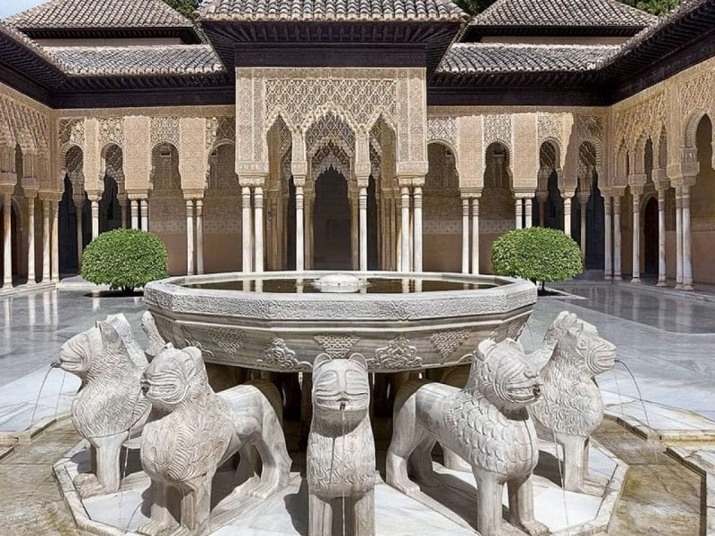 Skip-the-line: Alhambra and Nasrid Palaces Guided Tour