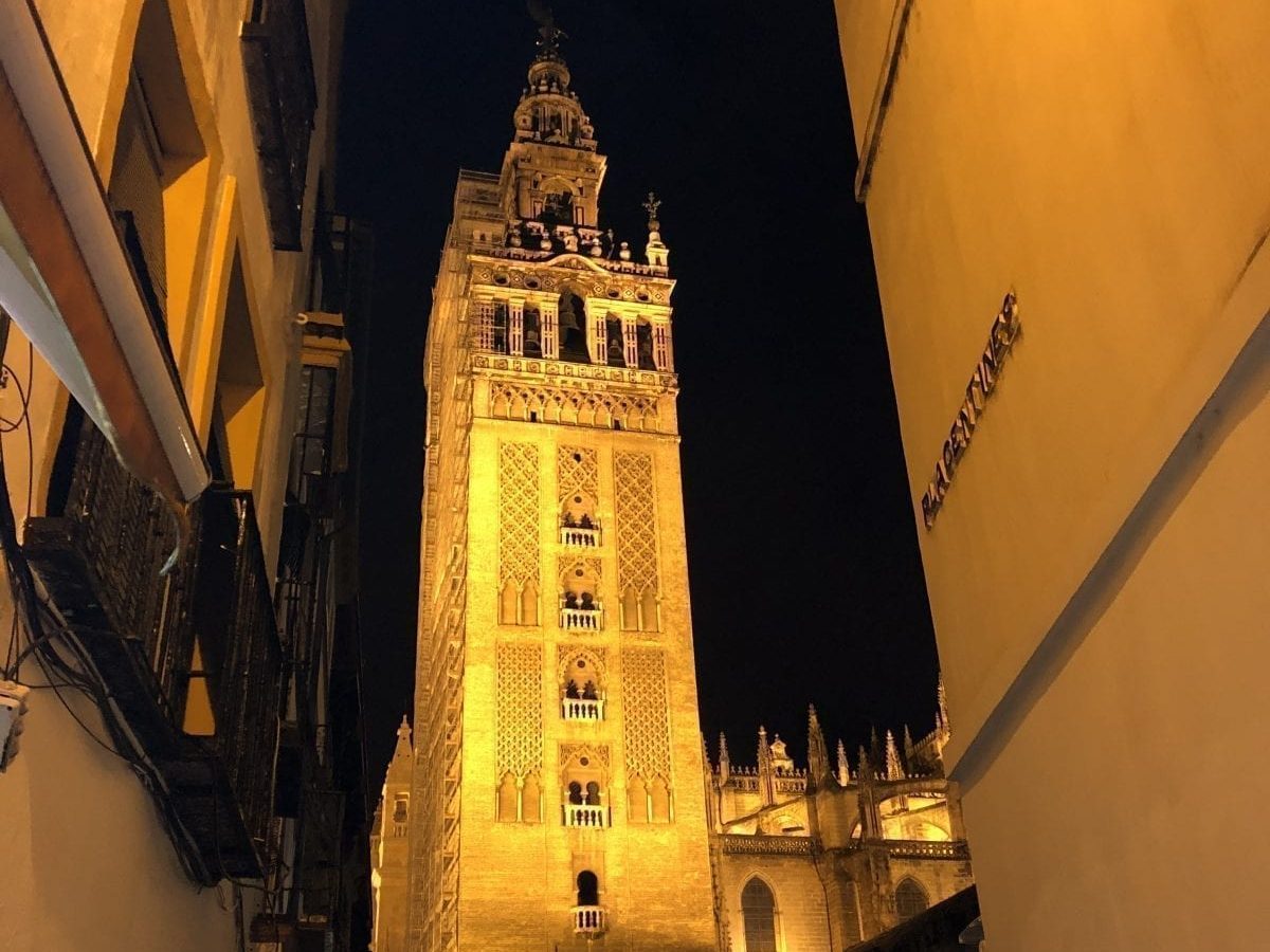 Seville After Dark: Scary Stories Tour (Private)