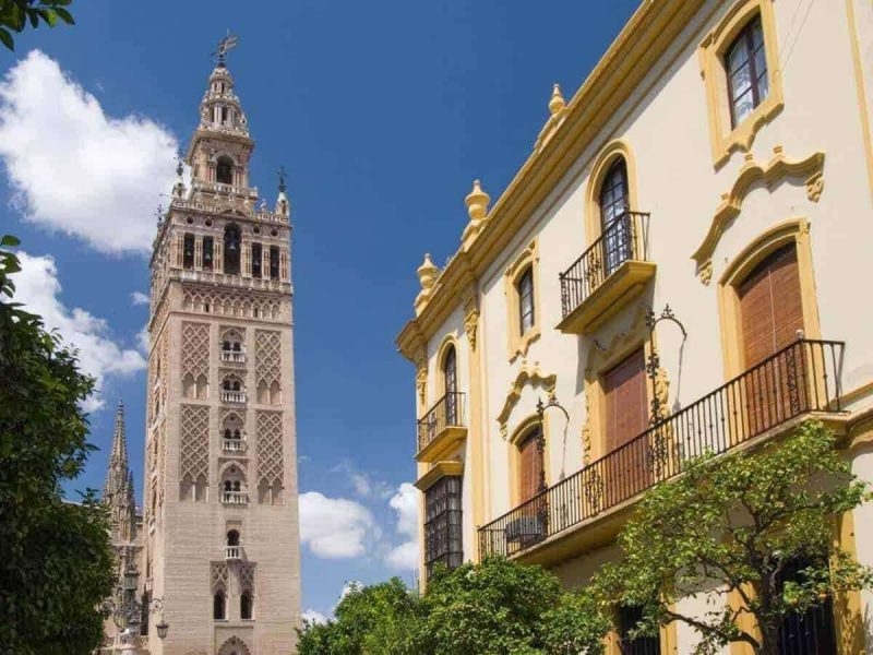 Seville Cathedral and Giralda Tower: Guided Tour and Tickets