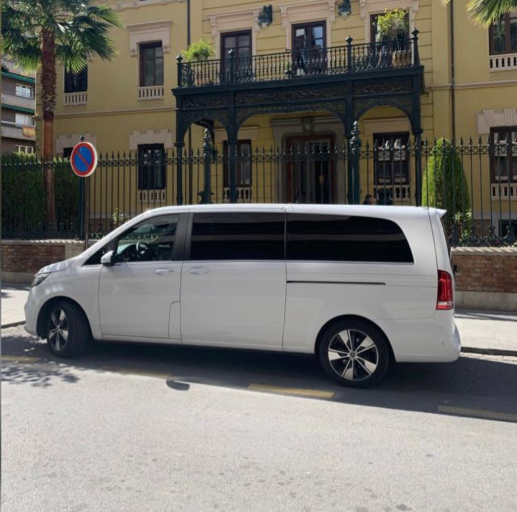 Transfer from/to AVE or airport of Córdoba to city center