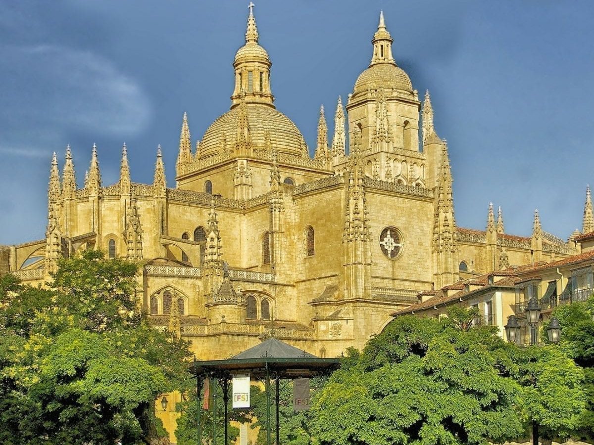 Segovia Full Day Tour