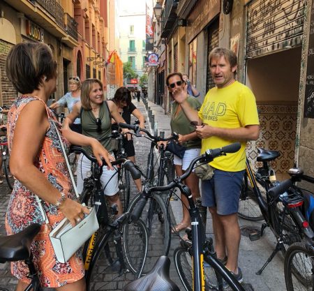 3 h highlights bike tour Madrid