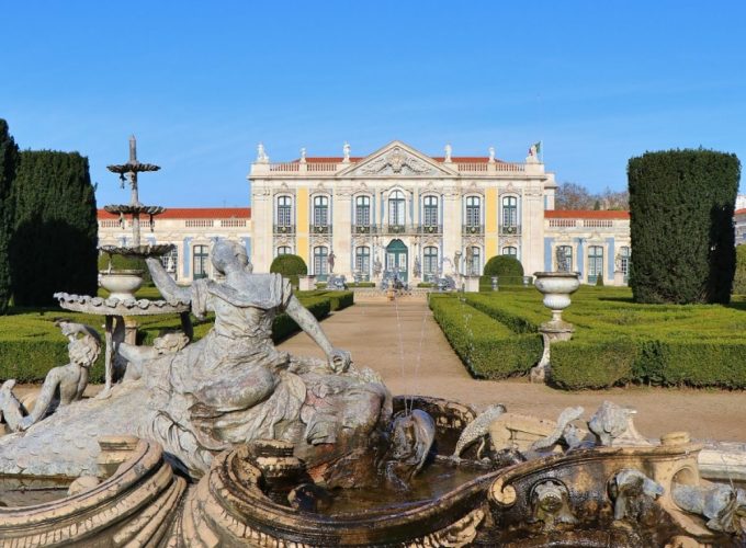 Explore the Forgotten Palaces of Lisbon