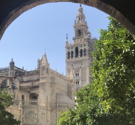 From the Muslim Seville to the Seville port of the Indies
