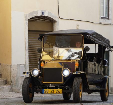Lisbon Historical Vintage Tour: Old Lisbon