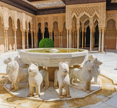 Alhambra, Generalife and Nasrid Palaces Guided Tour