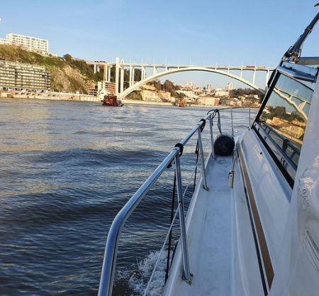 Crucero en yate privado: Oporto-Curva da Lomba-Oporto