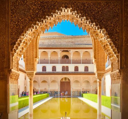 Alhambra Guided Tour, Nasrid Palaces, Alcazaba, Generalife