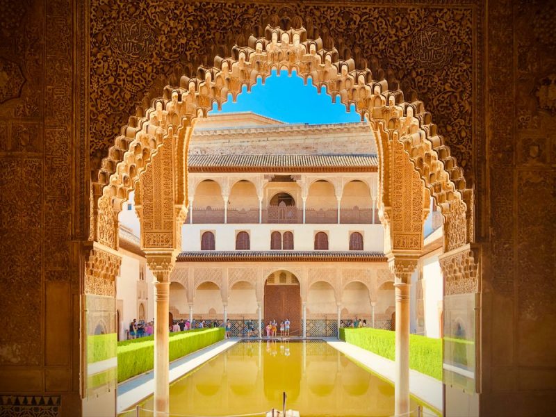 Alhambra Guided Tour, Nasrid Palaces, Alcazaba, Generalife