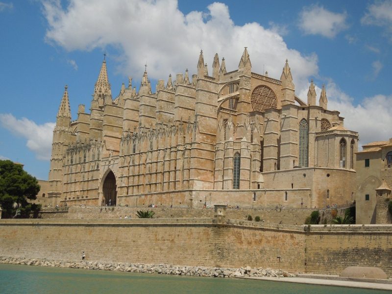 Visita guiada por la catedral de Palma