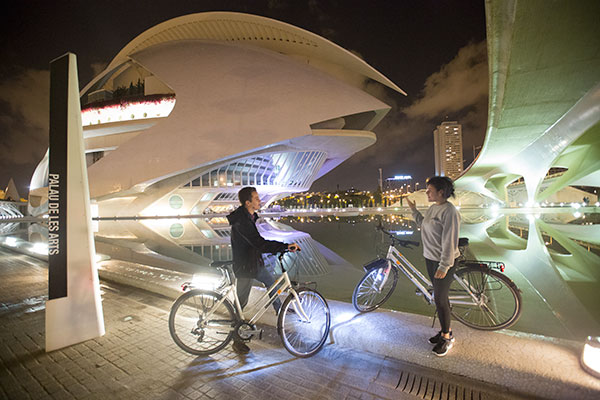 Tour nocturno en bicicleta por Valencia