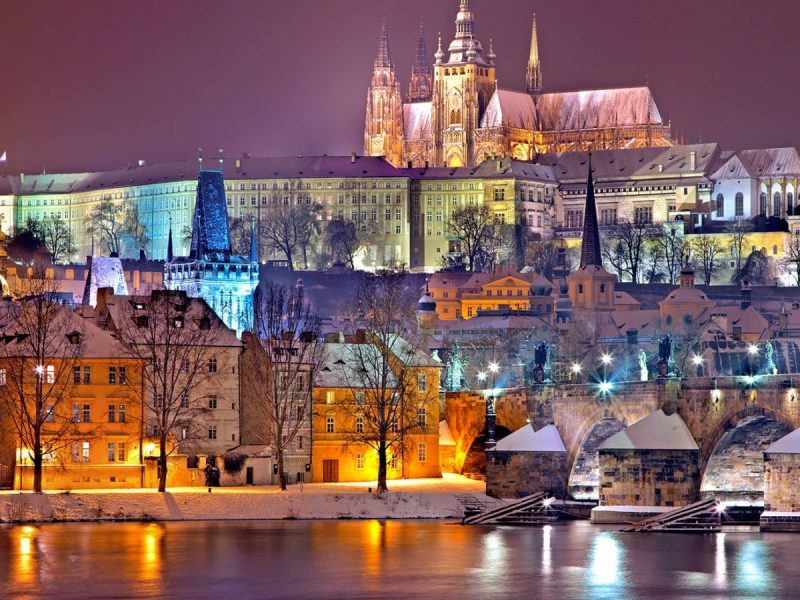 Magic Christmas tour in Prague, private tour